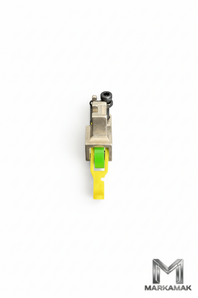 STRAIGHT MACHINE PLASTIC WHEEL RIGHT ZIPPER FOOT